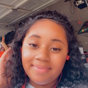 Meet your Posher, Aramis